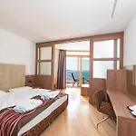 Hotel Baia 4*