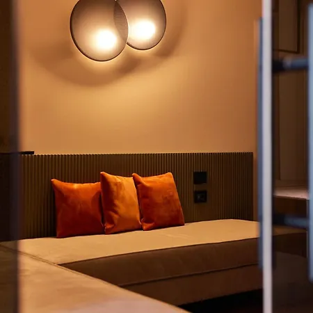 Baia Hotel 4*